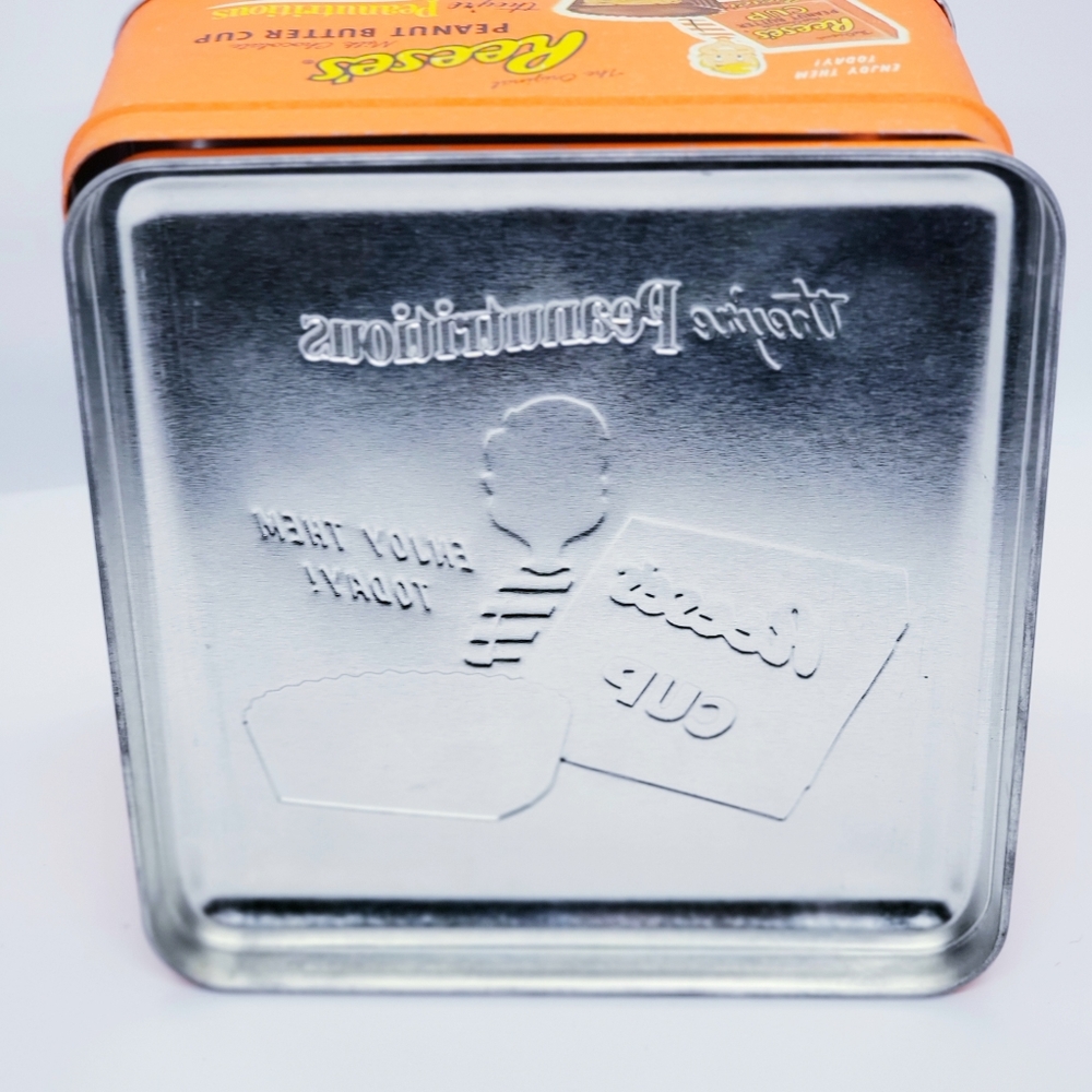 Reese's Peanut Butter Cup Hershey's Tin - Picture 6 of 8